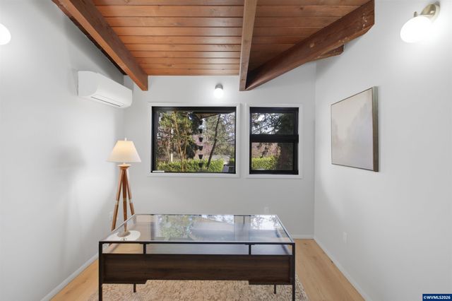 927 Kingwood Dr NW, Salem, OR 97304