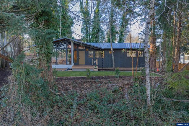 927 Kingwood Dr NW, Salem, OR 97304