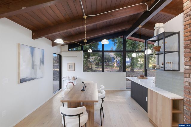 927 Kingwood Dr NW, Salem, OR 97304