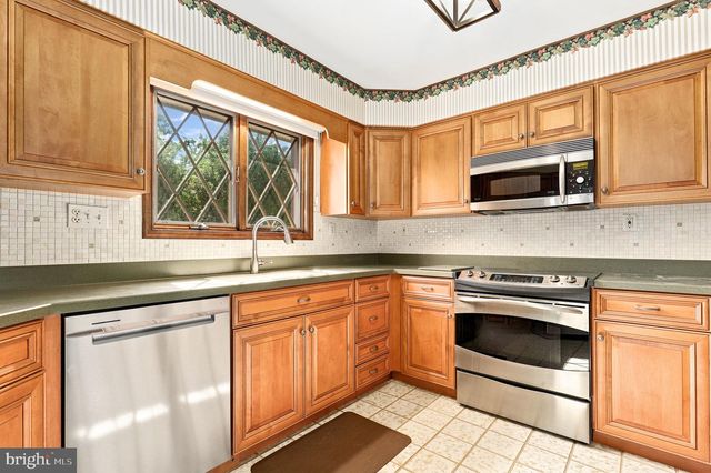 4112 HERITAGE HILL LN, Ellicott City, MD 21042