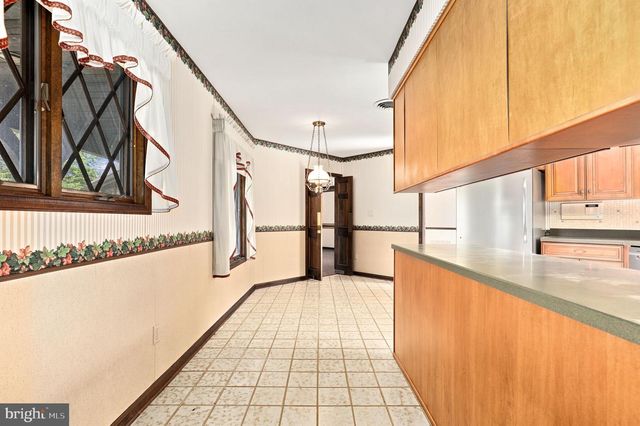 4112 HERITAGE HILL LN, Ellicott City, MD 21042