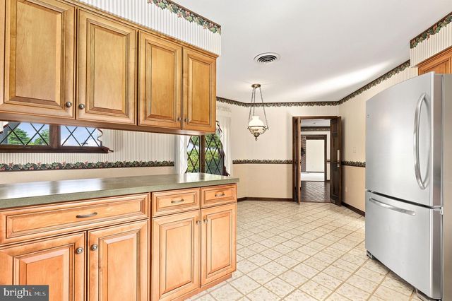 4112 HERITAGE HILL LN, Ellicott City, MD 21042