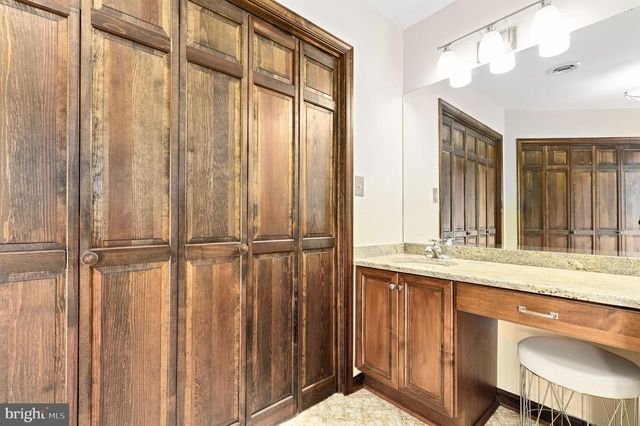 4112 HERITAGE HILL LN, Ellicott City, MD 21042
