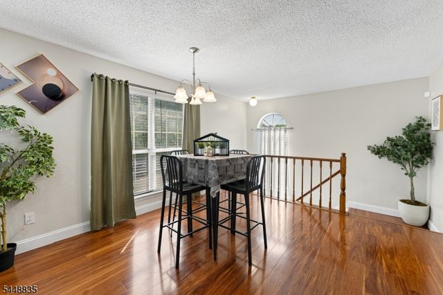 25 Holly St, Jersey City, NJ 07305