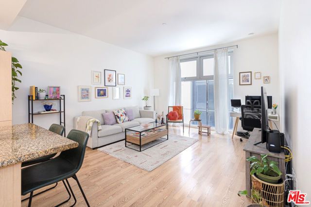 630 W 6th Street 407, Los Angeles, CA 90017