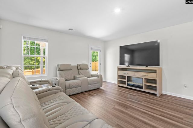 605 Edgemont Court, Elgin, SC 29045