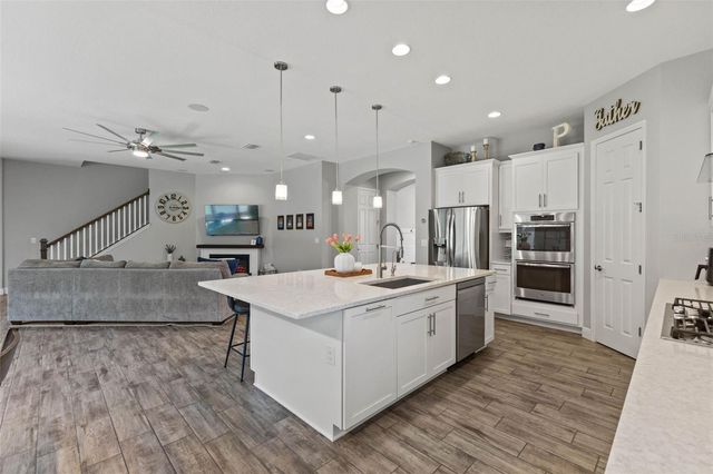 6334 KNOB TREE DRIVE, Lithia, FL 33547
