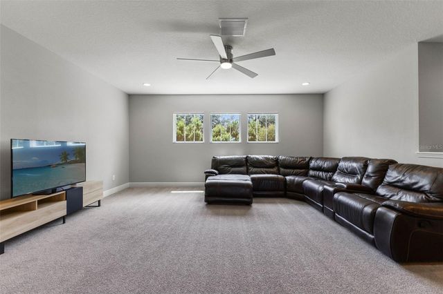 6334 KNOB TREE DRIVE, Lithia, FL 33547