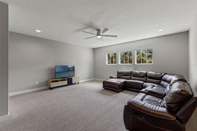 6334 KNOB TREE DRIVE, Lithia, FL 33547