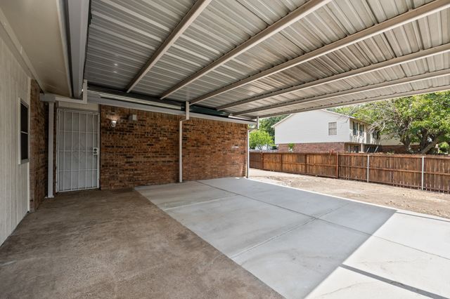 7418 Boisenberry Lane, Dallas, TX 75249