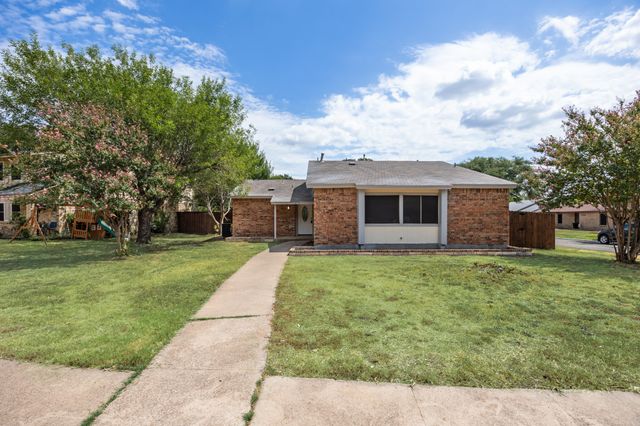 7418 Boisenberry Lane, Dallas, TX 75249