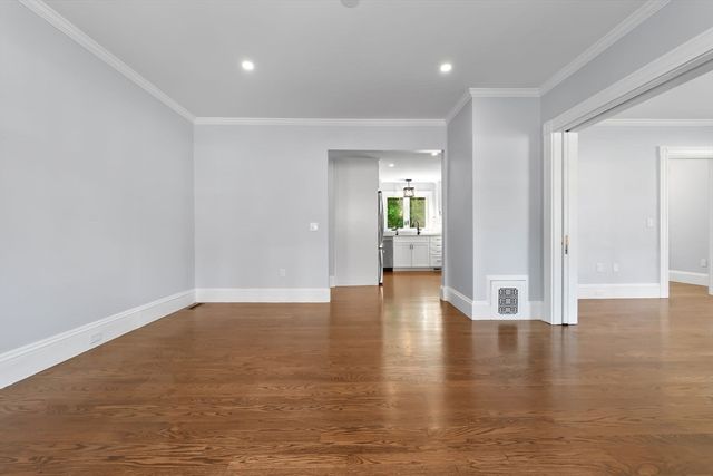 12 Longwood Avenue, Beverly, MA 01915