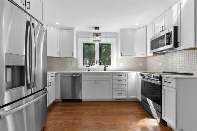 12 Longwood Avenue, Beverly, MA 01915