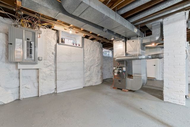 12 Longwood Avenue, Beverly, MA 01915