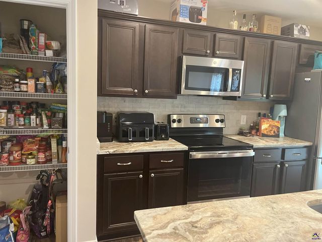 107 Red Tail Circle, Byron, GA 31008