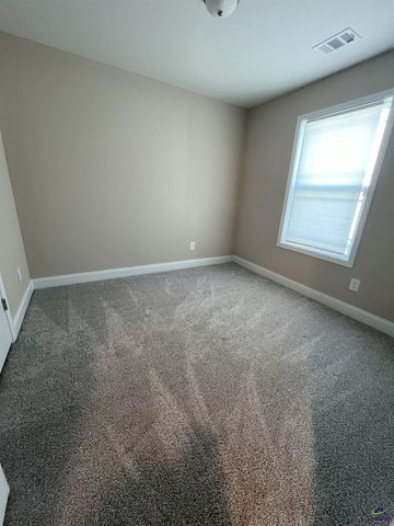 107 Red Tail Circle, Byron, GA 31008