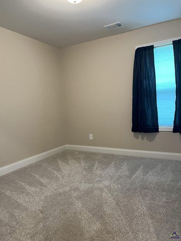 107 Red Tail Circle, Byron, GA 31008