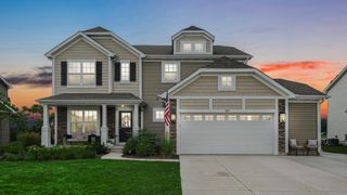 599 E 119th Place, Crown Point, IN 46307