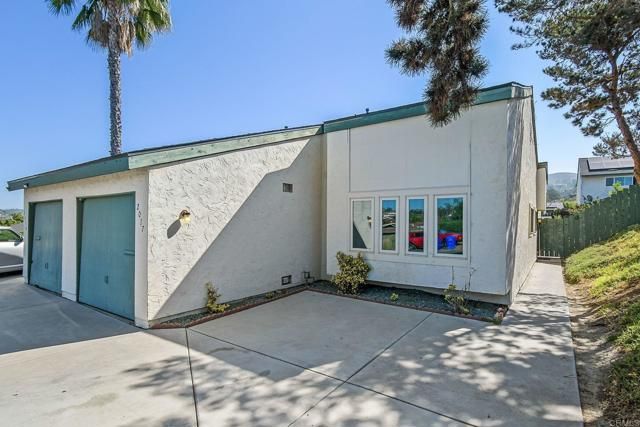 2017 Crofton Street, Spring Valley, CA 91977