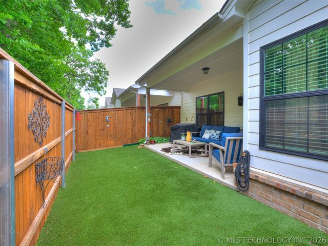 7707 S Redbud Avenue, Broken Arrow, OK 74011