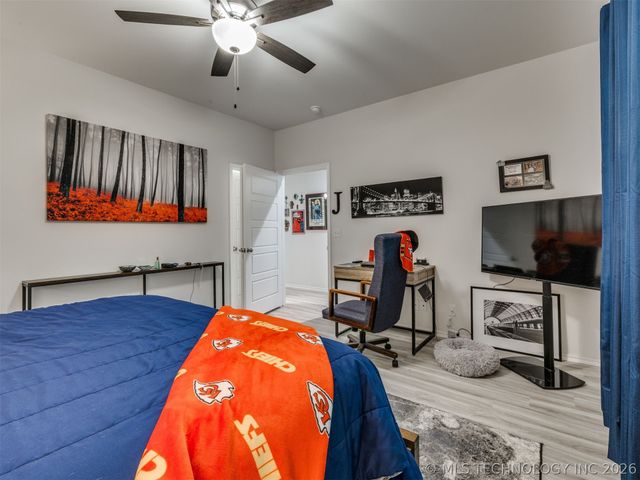 7707 S Redbud Avenue, Broken Arrow, OK 74011