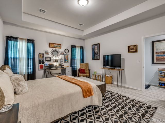 7707 S Redbud Avenue, Broken Arrow, OK 74011