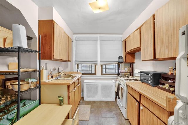 251 Valentine Lane, Yonkers, NY 10705