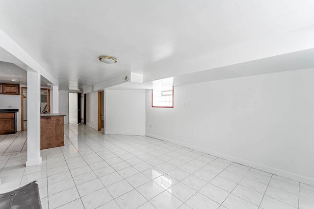 4706 N Kilpatrick Avenue, Chicago, IL 60630