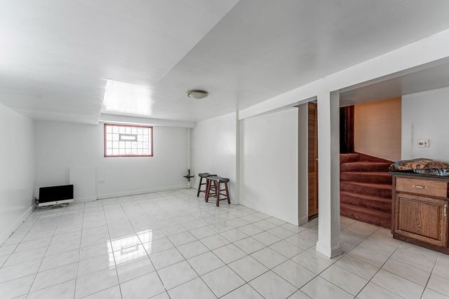 4706 N Kilpatrick Avenue, Chicago, IL 60630