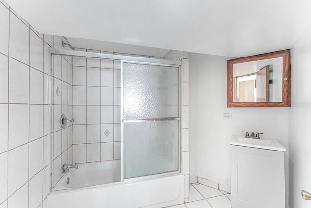 4706 N Kilpatrick Avenue, Chicago, IL 60630