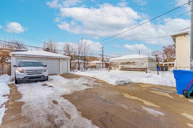 4706 N Kilpatrick Avenue, Chicago, IL 60630