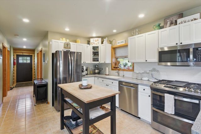 1510 Luce Court, Alma, MI 48801