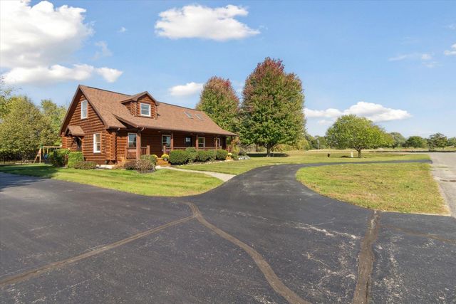 1510 Luce Court, Alma, MI 48801