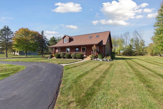 1510 Luce Court, Alma, MI 48801