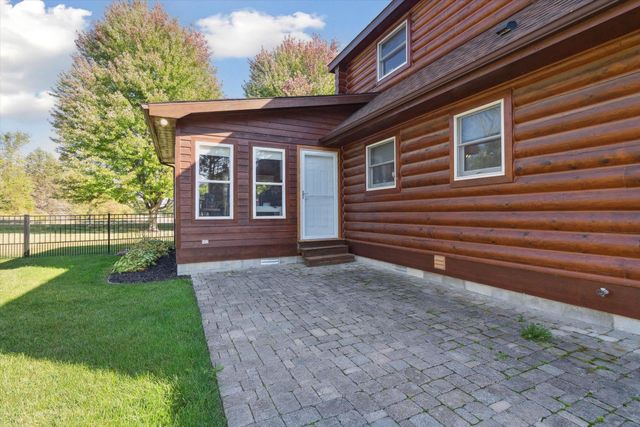 1510 Luce Court, Alma, MI 48801