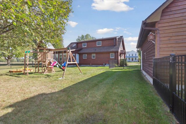 1510 Luce Court, Alma, MI 48801