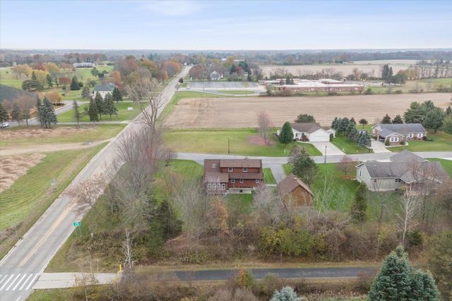 1510 Luce Court, Alma, MI 48801