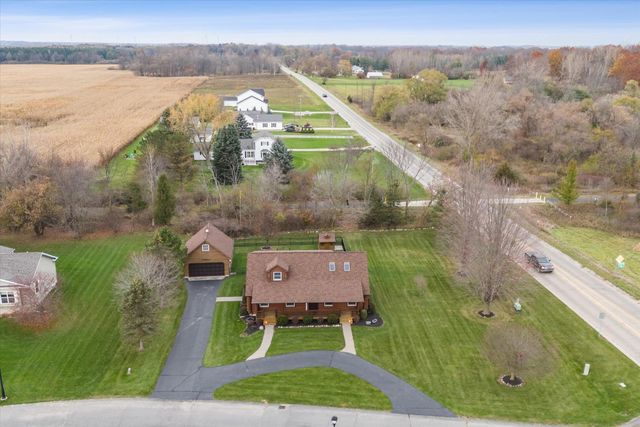 1510 Luce Court, Alma, MI 48801