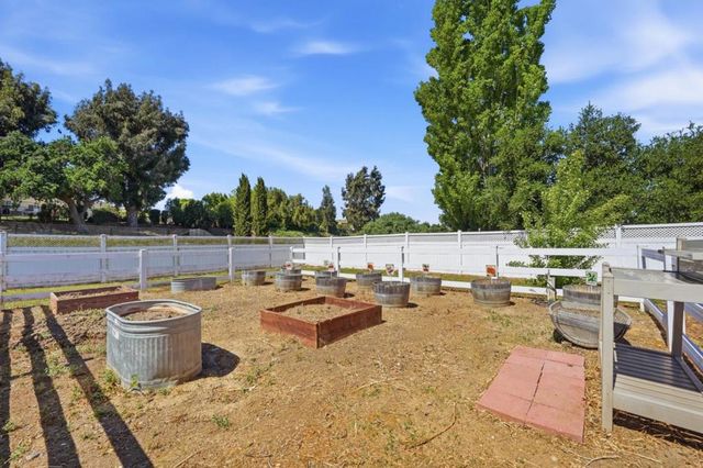 370 Union, Hollister, CA 95023