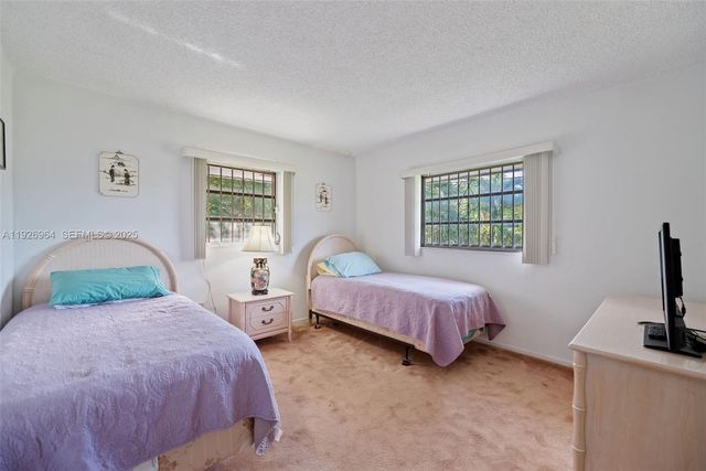 18131 NW 20th Ave, Miami Gardens, FL 33056