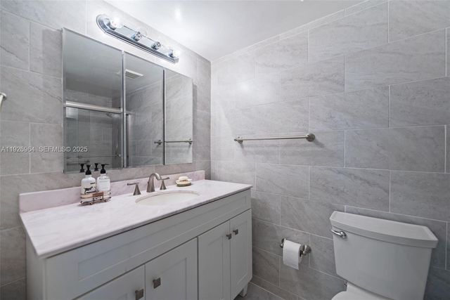 18131 NW 20th Ave, Miami Gardens, FL 33056