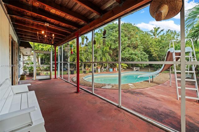 18131 NW 20th Ave, Miami Gardens, FL 33056