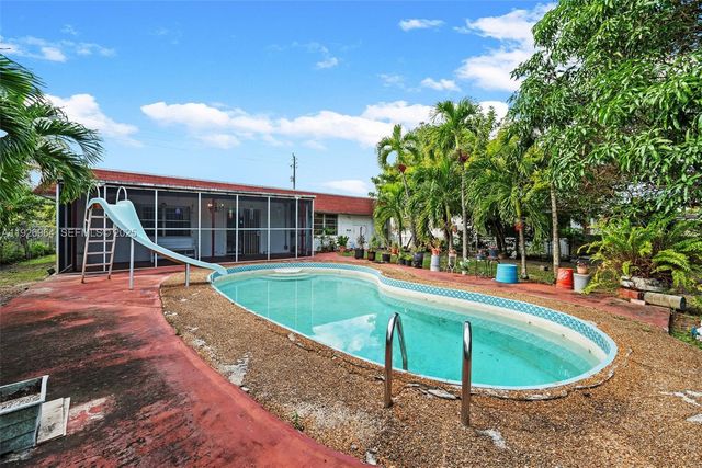 18131 NW 20th Ave, Miami Gardens, FL 33056