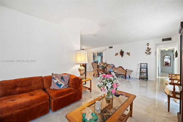 18131 NW 20th Ave, Miami Gardens, FL 33056