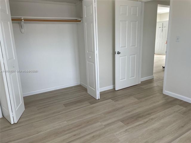 1057 SW 7th St 3, Miami, FL 33130