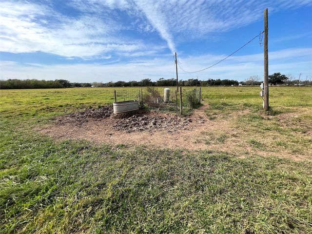 0 Hwy 35 E, Van Vleck, TX 77482