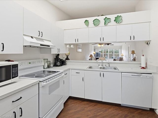 4200 Looking Glass LN # 4204, Naples, FL 34112