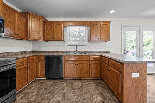 1604 Apache Way, Clarksville, TN 37042