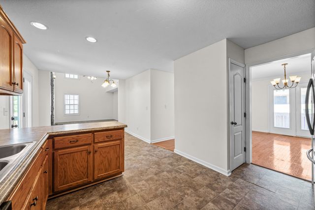 1604 Apache Way, Clarksville, TN 37042