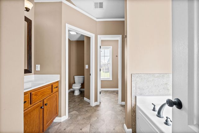 1604 Apache Way, Clarksville, TN 37042
